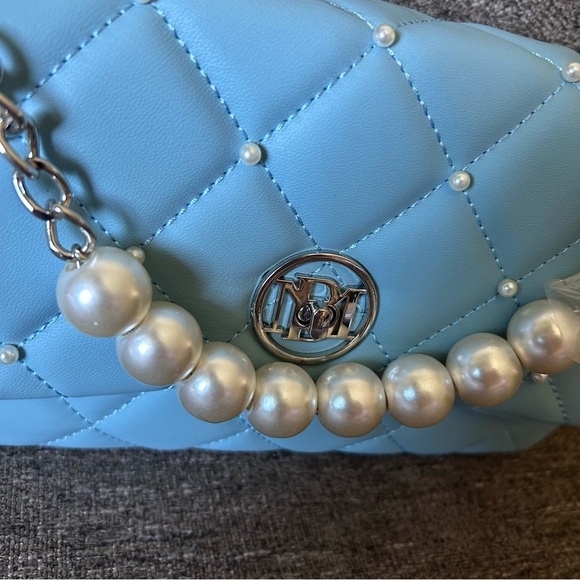 Badgley Mischka Blue Quilted Bag with Removable Crossbody Strap - Picture 3 of 7